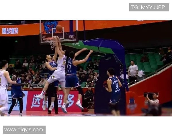 今晚CBA焦点战辽宁队对决浙江队期待精彩对抗与激烈角逐